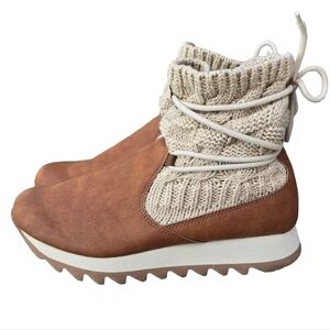 Merrell Alpine Booties, Size 10